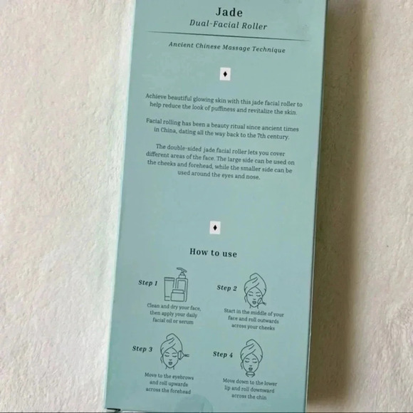 Jade Roller - Picture 3 of 4